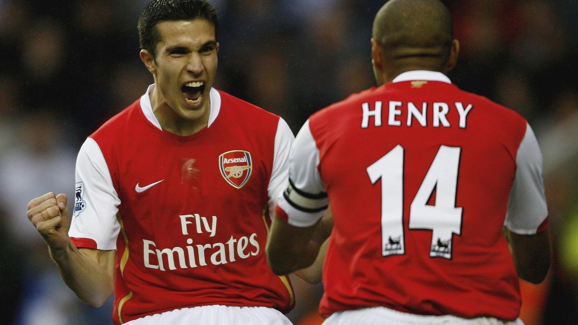 老骥伏枥！40岁C罗欧国联8场独造8球，葡萄牙头名晋级决赛