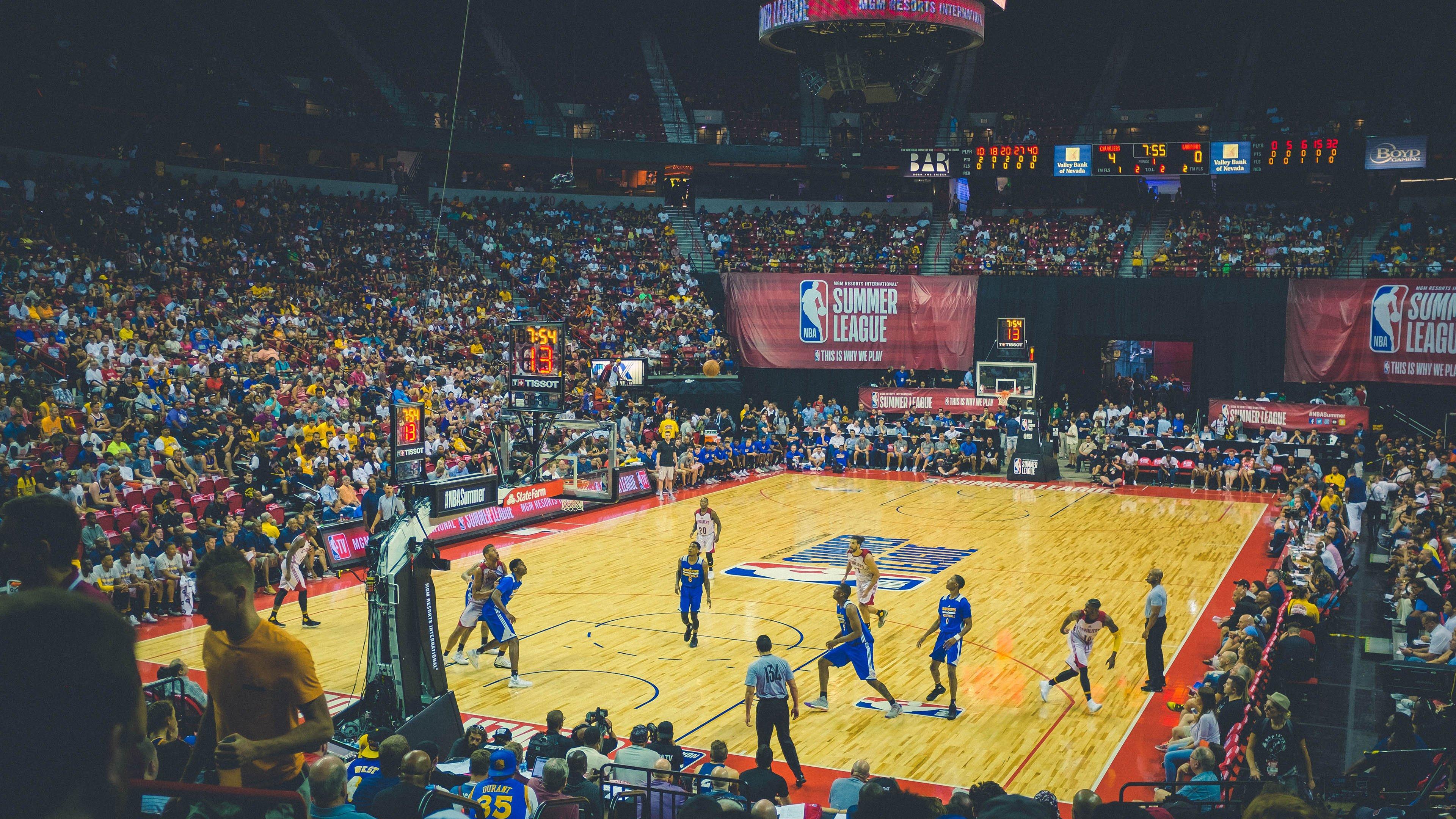 哈利伯顿谈总决赛首战失常，首次顶级舞台 第一节打得有些紧张