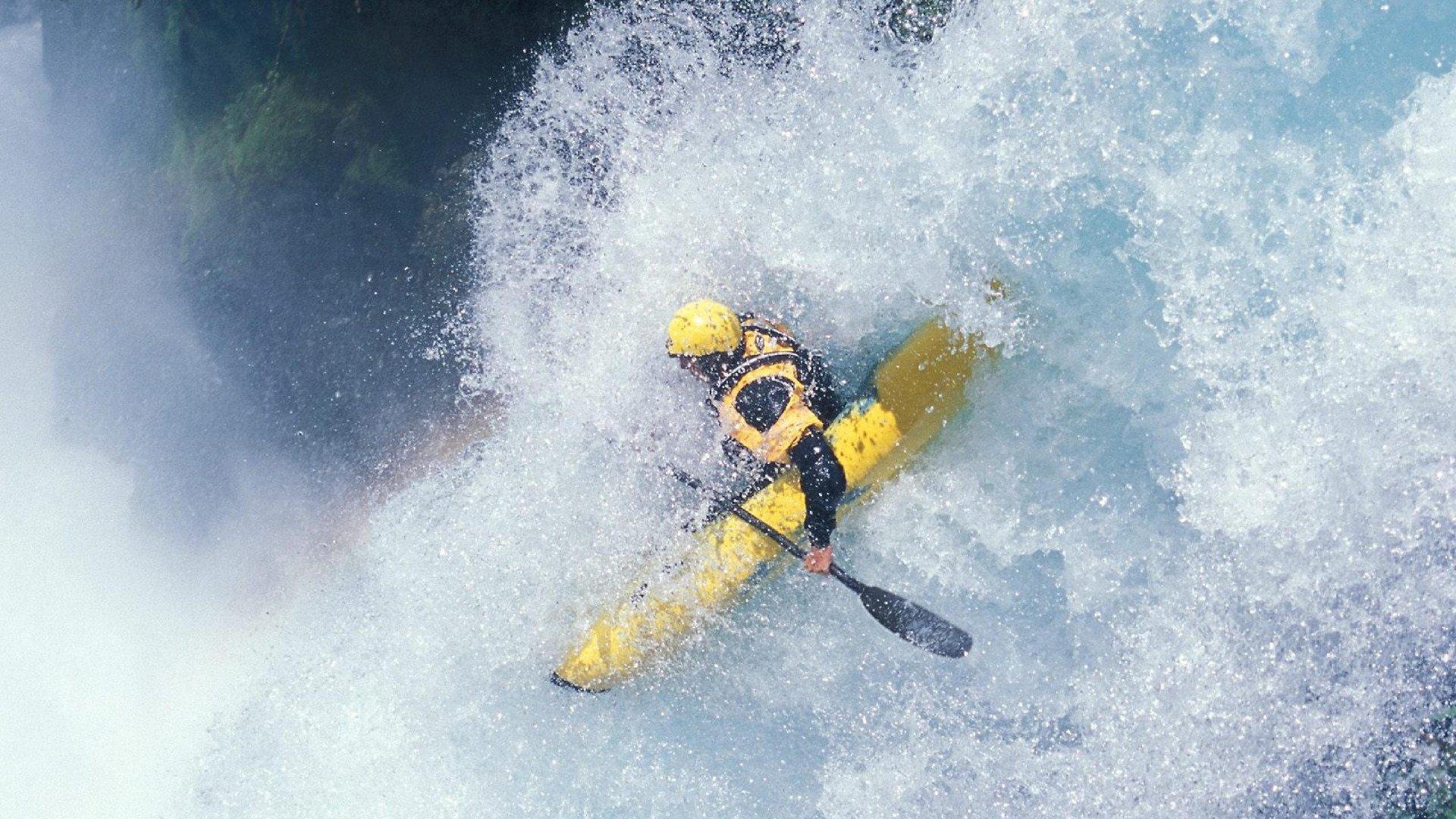 快船豪组四巨头震撼联盟!美媒惊呼,现在谁能阻止这支超级战舰?